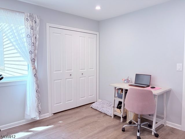 1413 Spruce Hills Dr, Glen Gardner Boro, NJ 08826