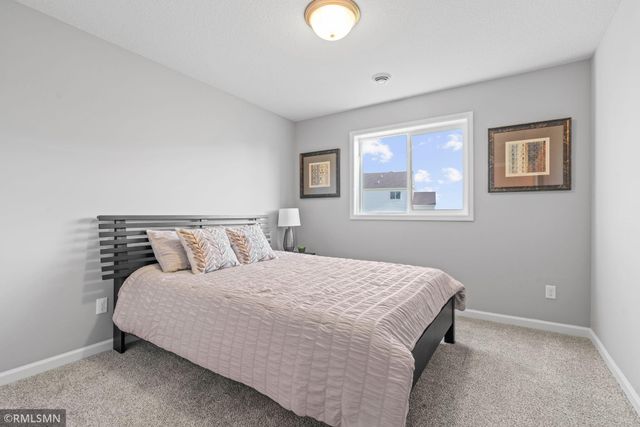 10832 165th Avenue NW, Elk River, MN 55330