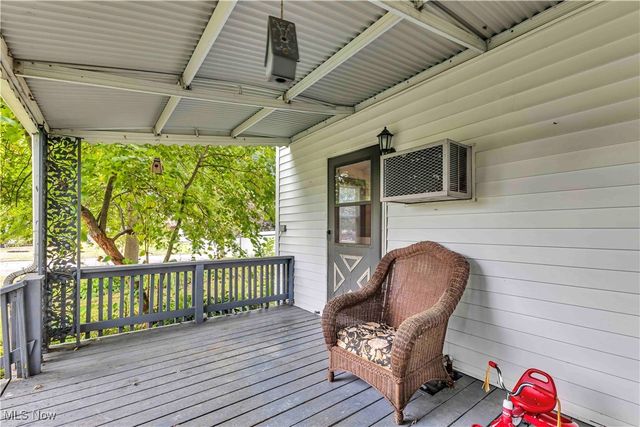 38 W 8th Street, Newton Falls, OH 44444