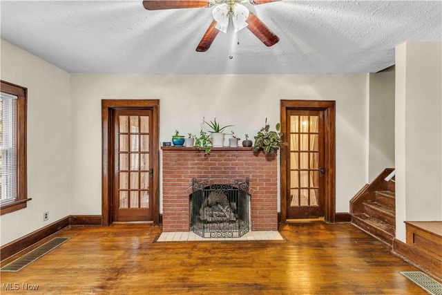 38 W 8th Street, Newton Falls, OH 44444