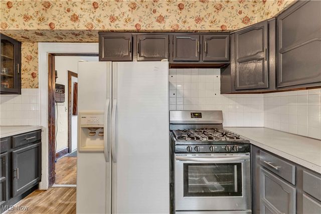 38 W 8th Street, Newton Falls, OH 44444