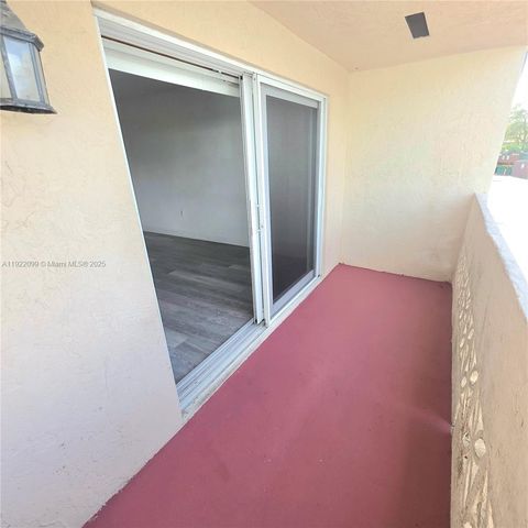 14500 SW 88th Ave 255, Palmetto Bay, FL 33176