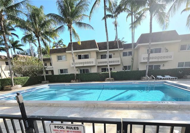 14500 SW 88th Ave 255, Palmetto Bay, FL 33176