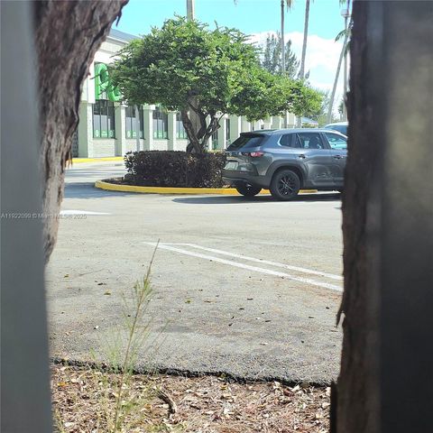 14500 SW 88th Ave 255, Palmetto Bay, FL 33176