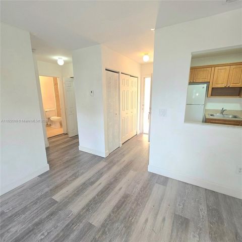 14500 SW 88th Ave 255, Palmetto Bay, FL 33176