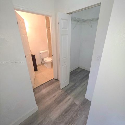 14500 SW 88th Ave 255, Palmetto Bay, FL 33176