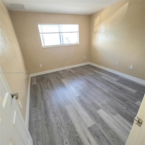 14500 SW 88th Ave 255, Palmetto Bay, FL 33176