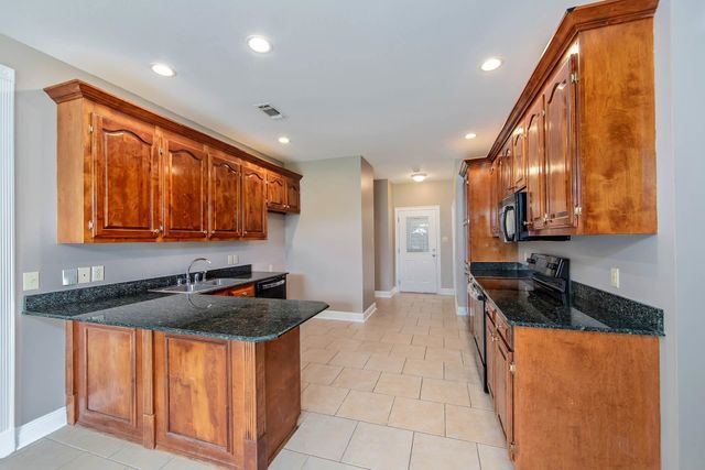 200 Lansdown Drive, Houma, LA 70364