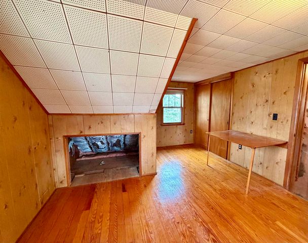 36 Loaldo Drive, Burlington, VT 05408
