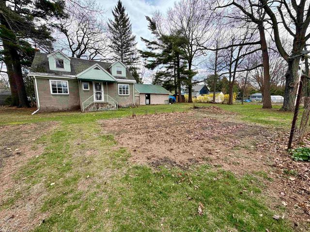 36 Loaldo Drive, Burlington, VT 05408