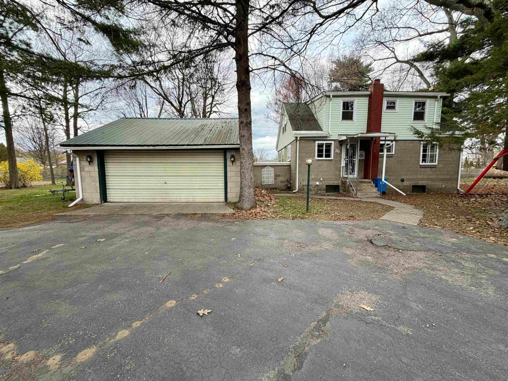 36 Loaldo Drive, Burlington, VT 05408