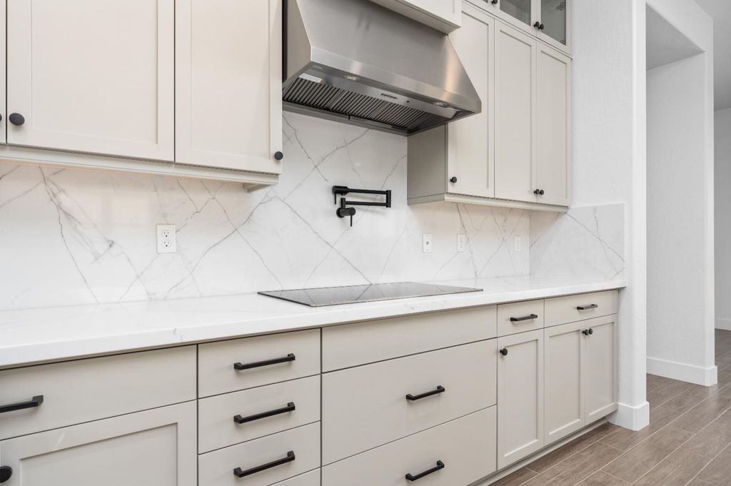 Image 11 of property listing at 8388 Iron Creek Drive, Friant, CA 93626