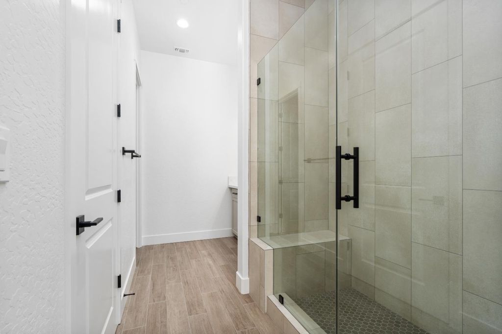 Image 29 of property listing at 8388 Iron Creek Drive, Friant, CA 93626