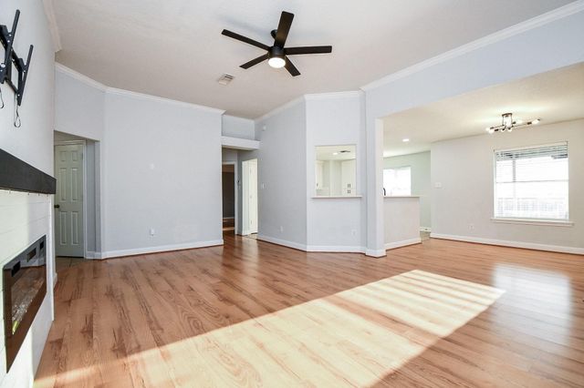 4865 Heathrow Lane, Alvin, TX 77511