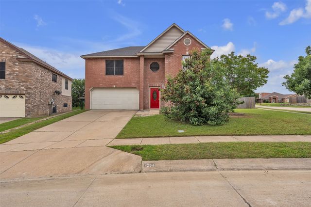 4254 Birch Creek Road, Fort Worth, TX 76244