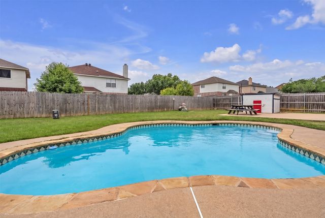 4254 Birch Creek Road, Fort Worth, TX 76244