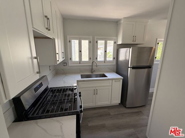 92 S Sunnyslope Avenue, Pasadena, CA 91107