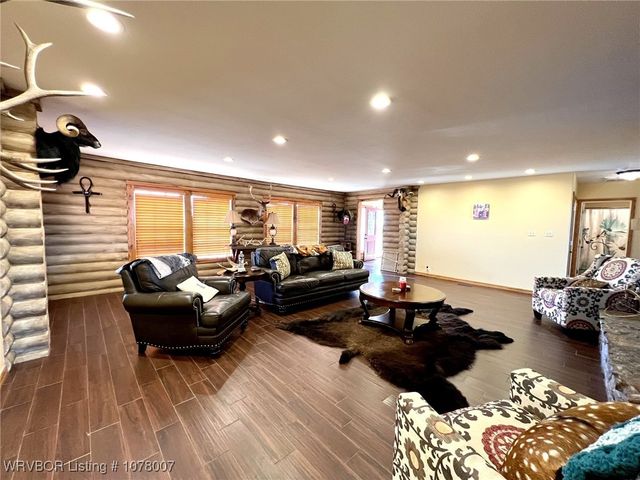 3005 W Redwood Avenue, Sallisaw, OK 74955