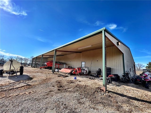 3005 W Redwood Avenue, Sallisaw, OK 74955