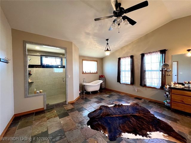 3005 W Redwood Avenue, Sallisaw, OK 74955