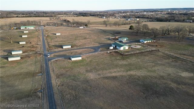 3005 W Redwood Avenue, Sallisaw, OK 74955