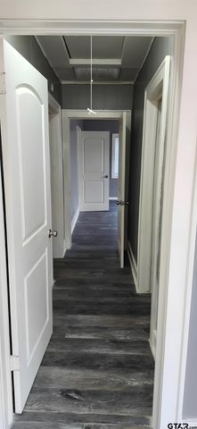 1126 E Houston, Tyler, TX 75702