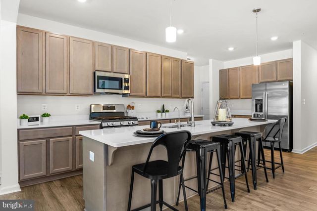 5654 TRAFALGAR CIR, Tilghman, MD 21671