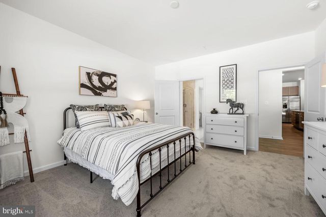 5654 TRAFALGAR CIR, Tilghman, MD 21671