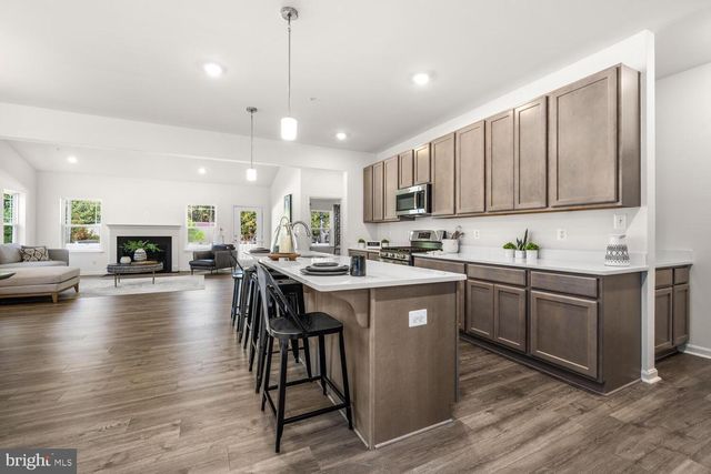 5654 TRAFALGAR CIR, Tilghman, MD 21671
