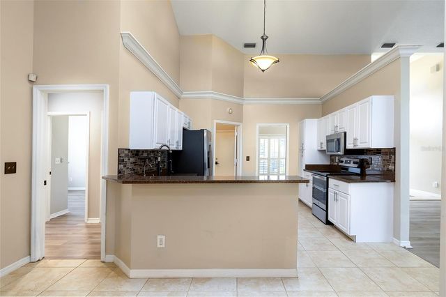 1058 ALMOND TREE CIRCLE, Orlando, FL 32835