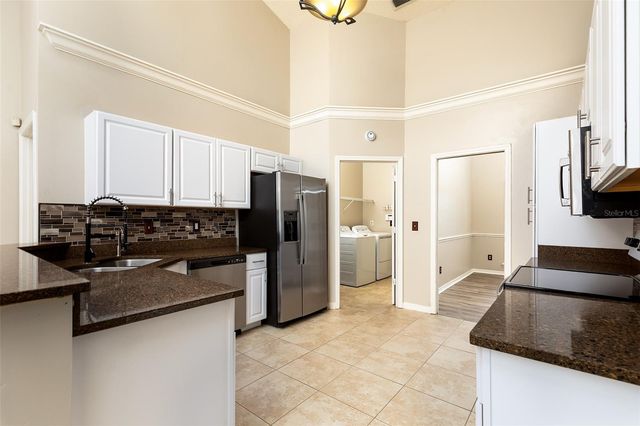 1058 ALMOND TREE CIRCLE, Orlando, FL 32835