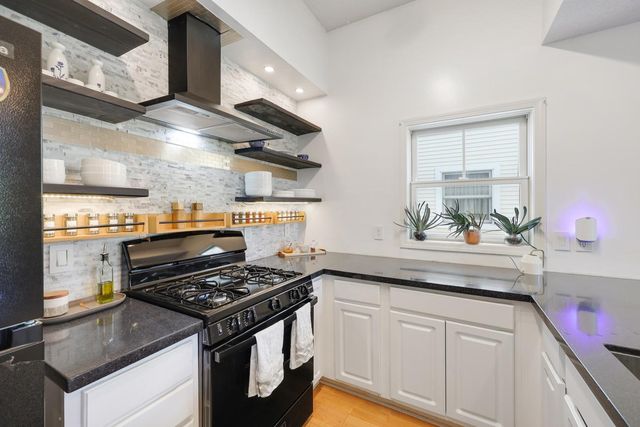 724 E 25th Street, Minneapolis, MN 55404