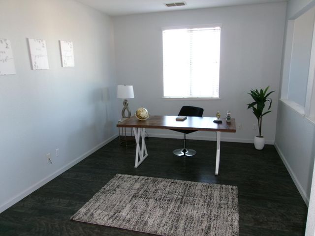 10272 Beckley Way, Elk Grove, CA 95757