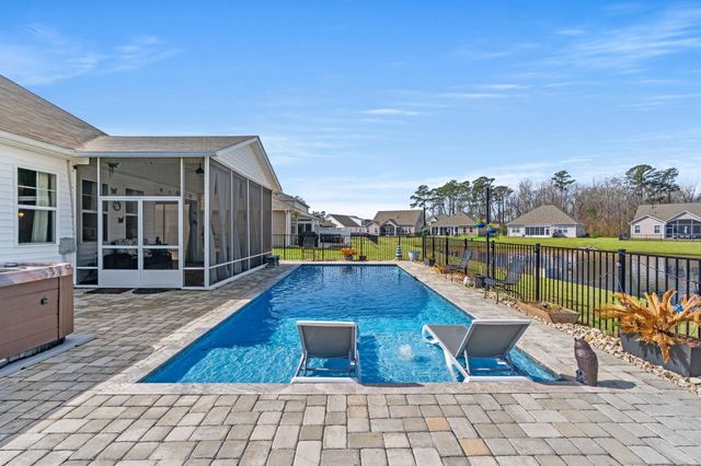 3025 Sutherland Dr., Little River, SC 29566