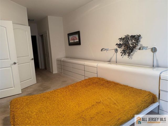 4204 Cedar Village Boulevard 204, East Brunswick, NJ 08816