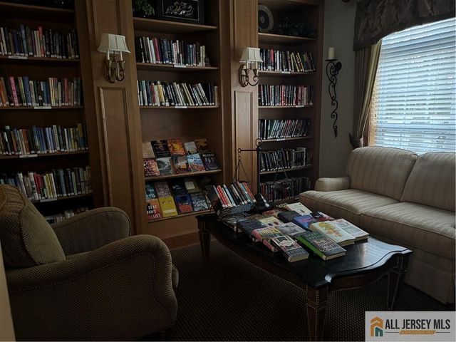 4204 Cedar Village Boulevard 204, East Brunswick, NJ 08816