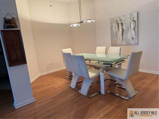 4204 Cedar Village Boulevard 204, East Brunswick, NJ 08816