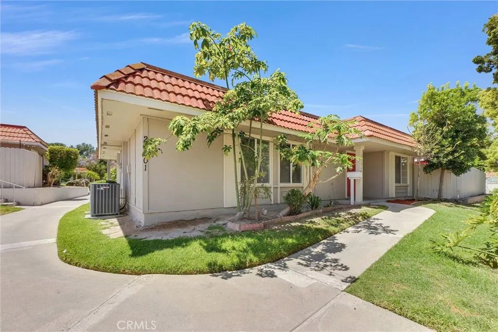 24801 Via San Marco, Aliso Viejo, CA 92656