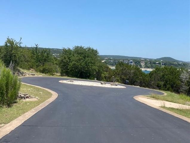 17801 Moon Rise CV, Jonestown, TX 78645