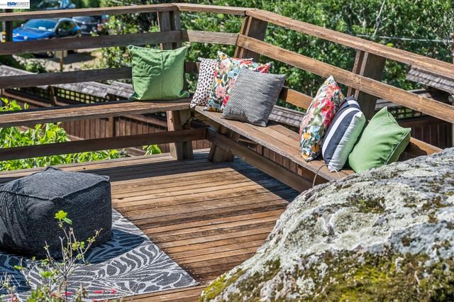 491 VINCENTE AVENUE, Berkeley, CA 94707