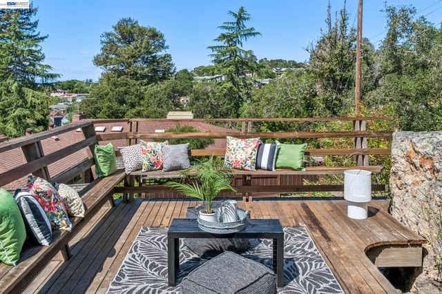 491 VINCENTE AVENUE, Berkeley, CA 94707