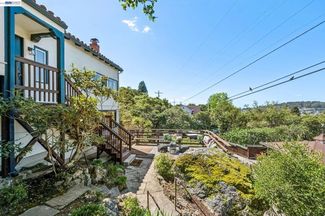 491 VINCENTE AVENUE, Berkeley, CA 94707