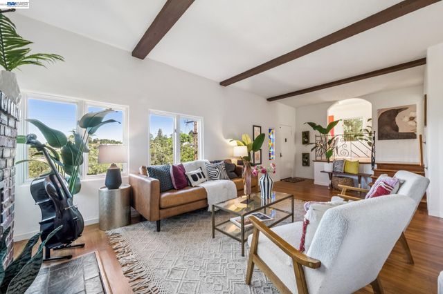 491 VINCENTE AVENUE, Berkeley, CA 94707