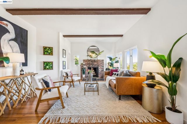 491 VINCENTE AVENUE, Berkeley, CA 94707