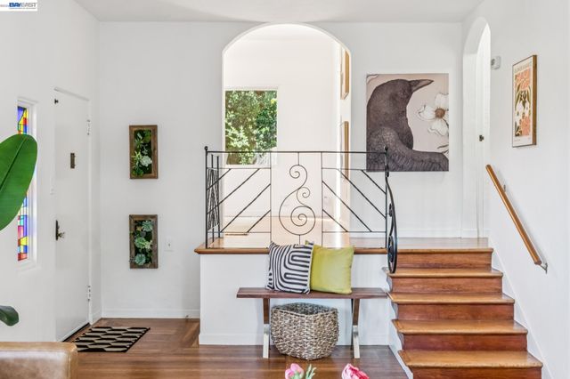 491 VINCENTE AVENUE, Berkeley, CA 94707