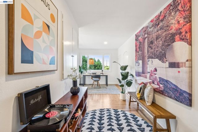 491 VINCENTE AVENUE, Berkeley, CA 94707