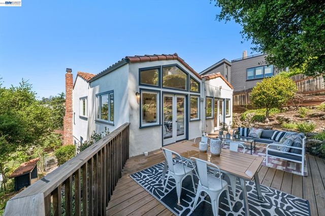 491 VINCENTE AVENUE, Berkeley, CA 94707