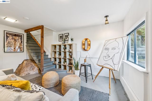 491 VINCENTE AVENUE, Berkeley, CA 94707