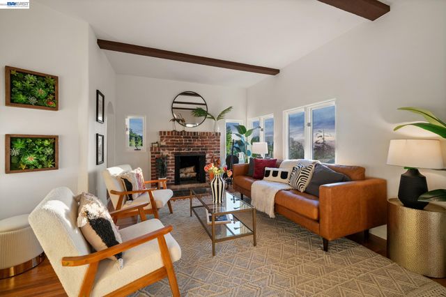 491 VINCENTE AVENUE, Berkeley, CA 94707