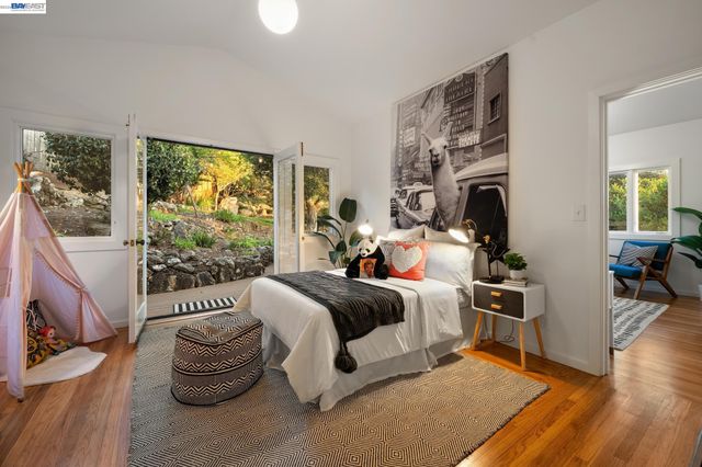 491 VINCENTE AVENUE, Berkeley, CA 94707